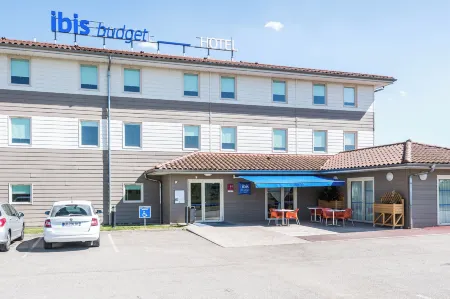 Ibis Budget Ambérieu-en-Bugey Château-Gaillard Отели в г. Аранк