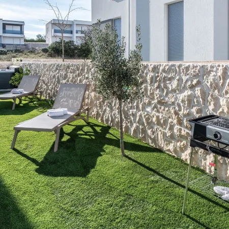 Apartments Mare B with Pool