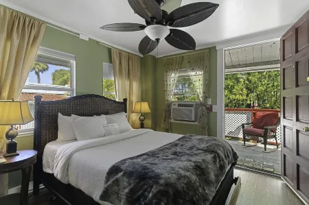 Casablanca Inn on the Bay