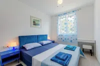 Apartment Karlo Hotels in 