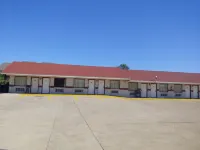 Brooks City Executive Inn