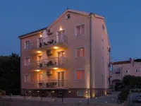 Apartments Island Beat Hotels in Supetar