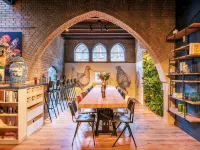 Bunk Hotel Amsterdam Hoteles cerca de Mirador A'DAM Lookout