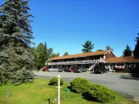 Sandy Point Motel