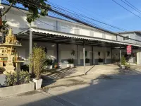 SS GUESTHOUSE Hôtels à : 