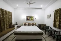Grand Tiger Resort Hotels in Manjitola