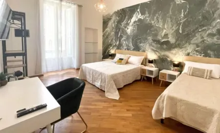 Barirooms - Imbriani 15 Отели рядом с достопримечательностью «Кафедральный Собор Сан Сабино»