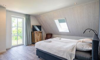 Villa on Texel Near Wadden Sea & Bird Area