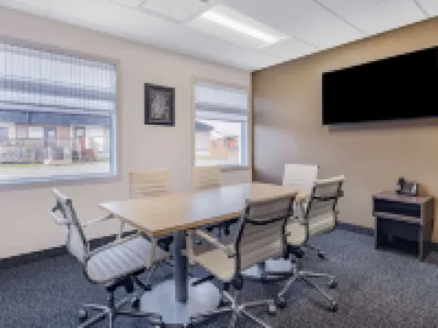 Super 8 by Wyndham Moosonee Hotels in Moosonee