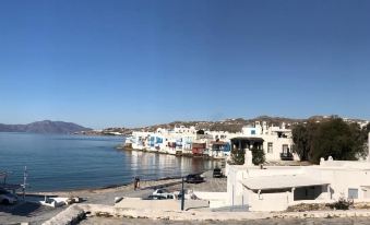 Christy Suites by Alpha Living