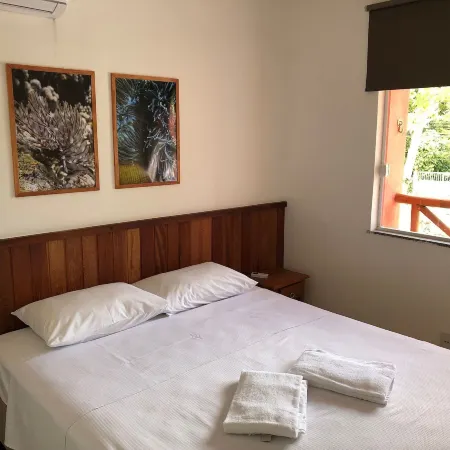 Apartamento na região de Guarajuba