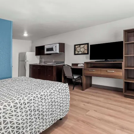 WoodSpring Suites Waco South
