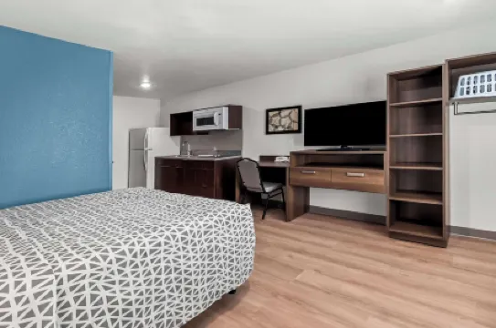 WoodSpring Suites Waco South