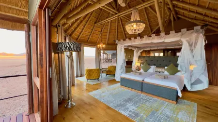 Namib Outpost l Ondili Отели в г. Сезрим