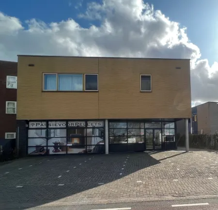 Apartments Zaanse Schans and Amsterdam Отели в г. West-Graftdijk