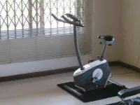 Room-Ghouse - Ideal for Friends - Family - parking