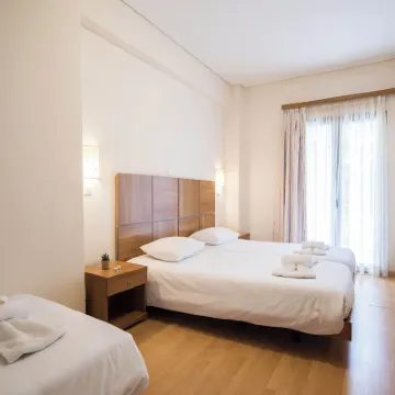 Tholos Hotels near Delphi