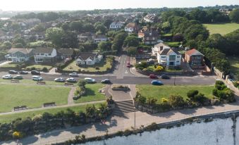 Winterstoke View-Family&Dog Friendly Beach Retreat