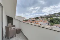 Encanto Santa Cruz Hotels near Funchal Ecological Park