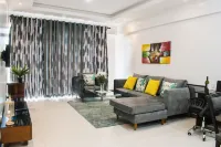 Silverstone Apartments -Modern Living 1 Br Near Yaya - Gym&Pool