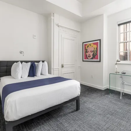 Maverick Suites at 28 Fenway