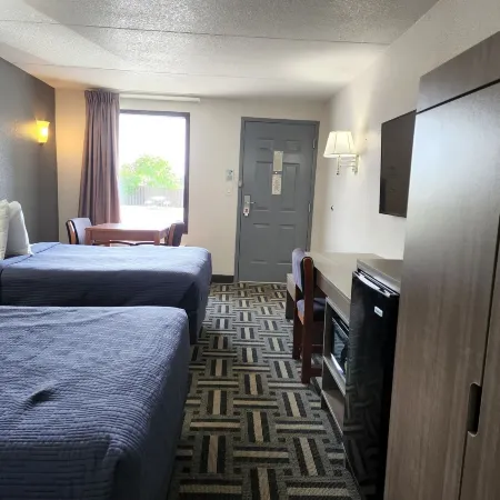 Drakes Creek Inn - Formerly the Relax Inn