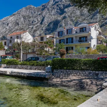 Apartments Miramar