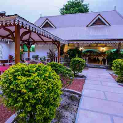 Zerof Self Catering Apartments Hotel Exterior
