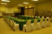 Amboseli Serena Safari Lodge Hotels in Entonet