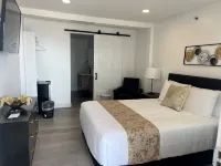 Sandy Shore Motel Hotels in Westerly