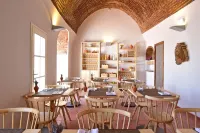 Noble House Essence Évora - by Unlock Hotels - Boutique