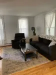 Cozy- 2-Bedroom clean and Quiet- Maple St. Walk anywhere - 3-Star