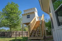 Beautifully remodeled Boerne Charm home located minutes from downtown