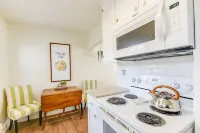 Fried Egg Flat Hotels in Moscow