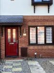 Beautiful home in peaceful neighbourhood  with great amenities around Hotels near Scotman's Flash