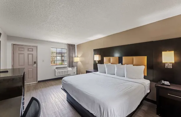 赫斯特沃斯堡美洲最佳價值酒店