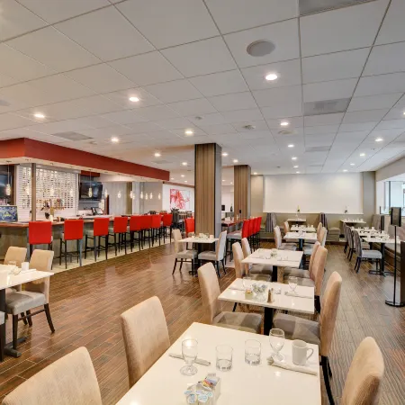 Holiday Inn SALEM by IHG