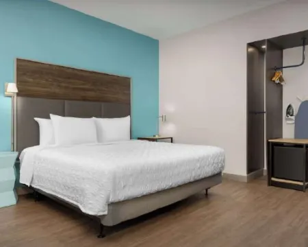 Tru by Hilton Chesterfield Township Detroit Hotels in Macomb County