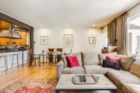 Spacious Open-Plan Living Space and Large Outside Deck - Elegant Retreat