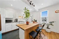Nama Stay – Spacious Family Retreat Near NYC Hotels in Jersey City