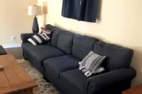 The Desert Rose: Cheerful 3 Bedroom in Great Location!