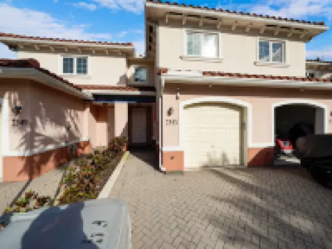 Elegant Townhouse with Heated Pool and Spa - Serene Coastal Oasis