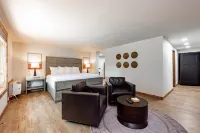 Lakeside Oasis with Full Kitchen and Private Patio - Cozy Retreat Hotels in Garrett County