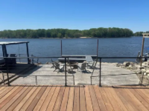 Mississippi Cabin with Boat dock