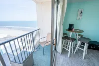 Ocean View and Pools - Charming Coastal Retreat