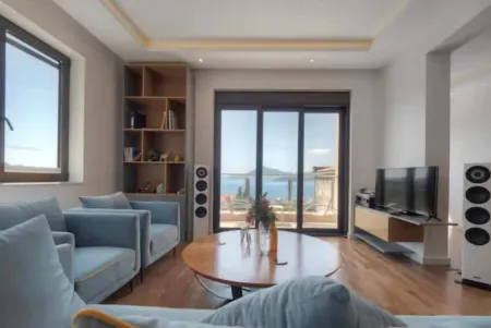 Regina's Residence-One Bedroom Apartment Отели в г. Дробнићи