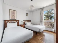 Apartamentos El Cid Hotels near Centro de Arte Caja de Burgos
