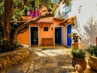 Aesthetic Holiday Home in Palaiochora Near Sea Beach