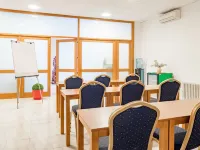 Hotel Amic Colon Các khách sạn gần Quảng trường Placa Major