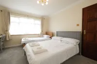 フォー シーズンズ B&B のホテル